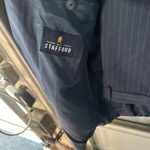 Men’s 48 L suit with 38x32 pants. Medium blue pinstripe